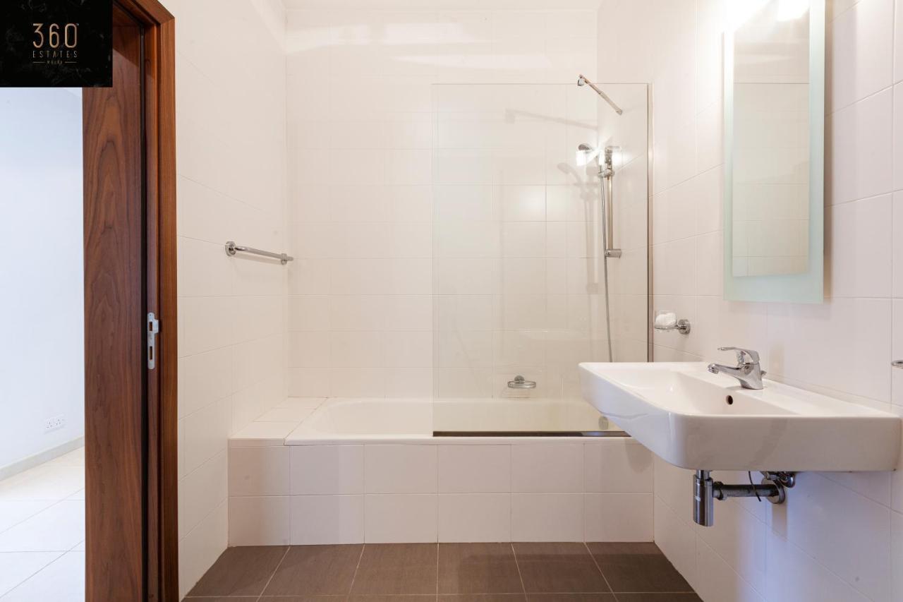 Апартаменты Pender Lux Complex - 3Br Unit With Private Parking By 360 Estates Сент Джулианс Экстерьер фото